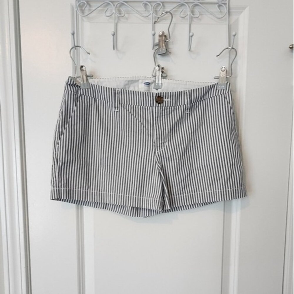 Old Navy Shorts Size 8